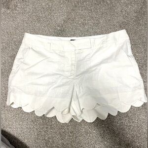 Jcrew size 8 scalloped white shorts